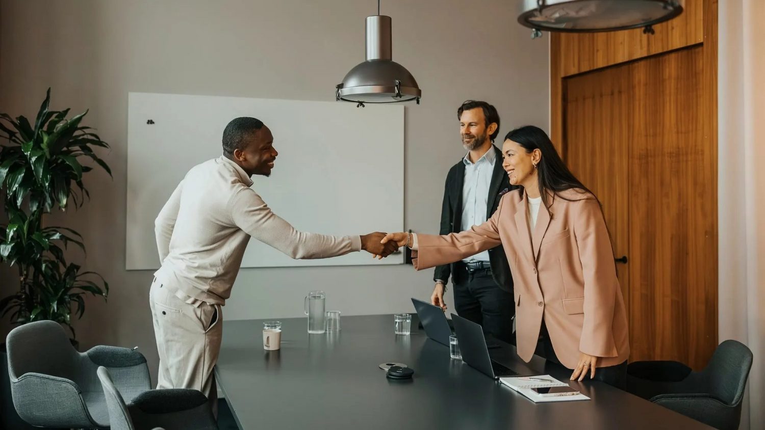 The Hidden Job Market: Where 70-80% of Senior Career Moves Actually Happen