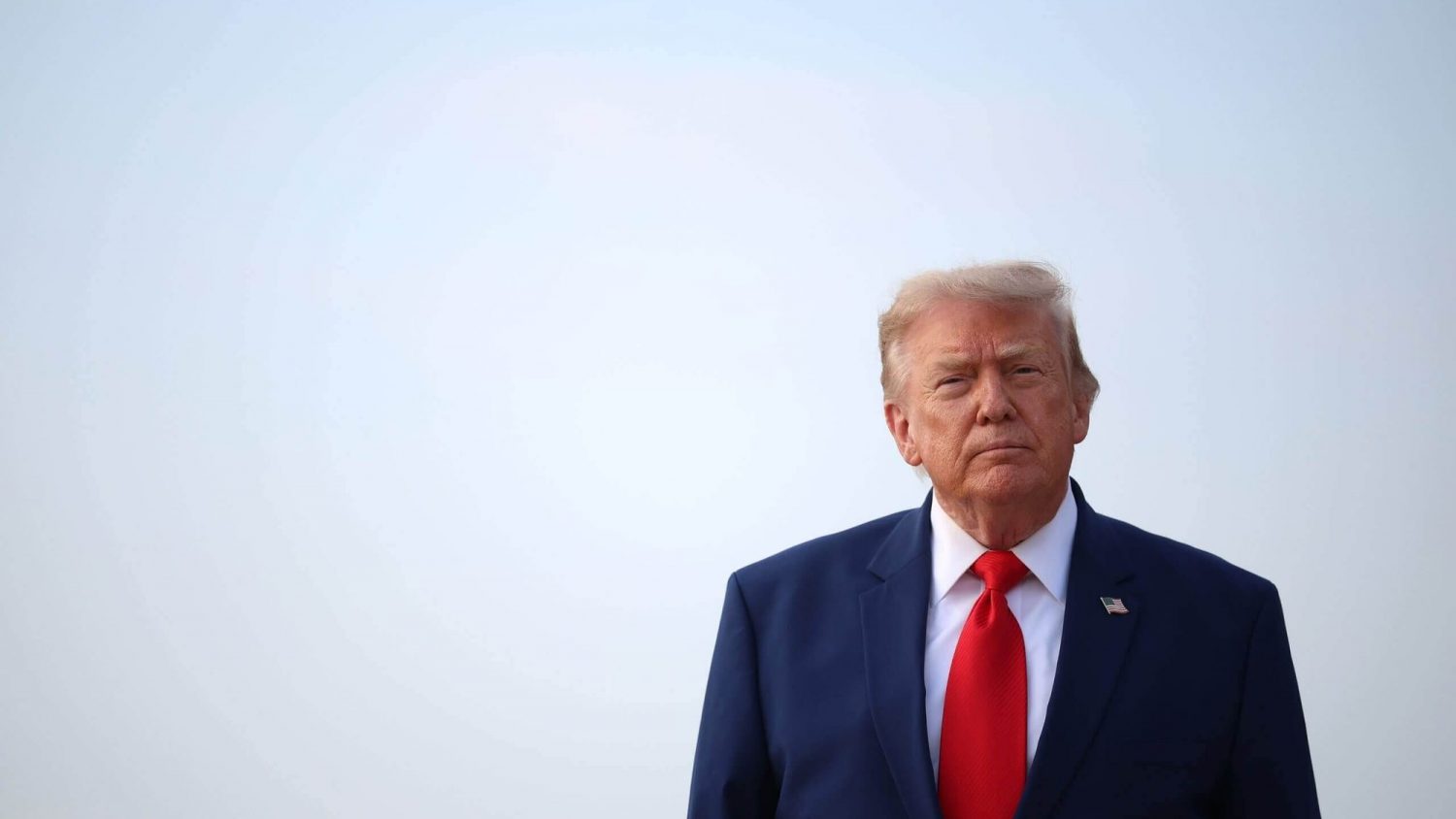 Trump Praises Braves Organization, Mocks Mets’ Spending at Georgia Event with Snitker