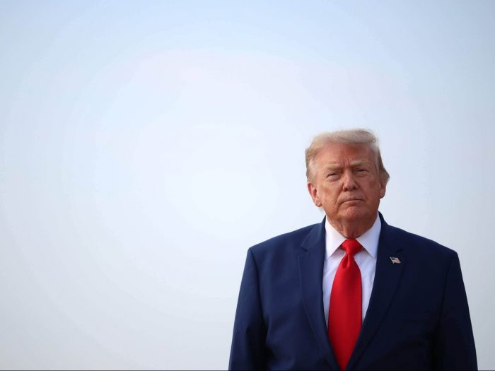 Trump Praises Braves Organization, Mocks Mets’ Spending at Georgia Event with Snitker