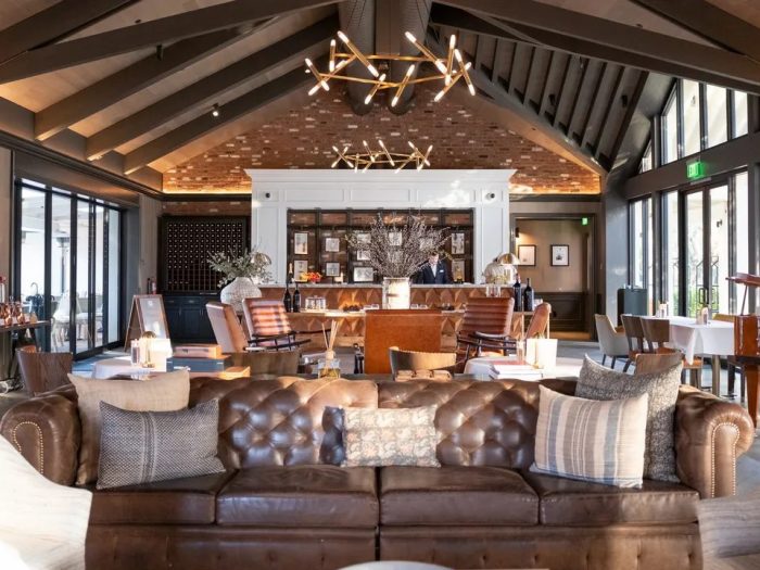 Napa Valley’s Top Hotels: Where Vineyard Views Meet Geothermal Pools and Outdoor Soaking
