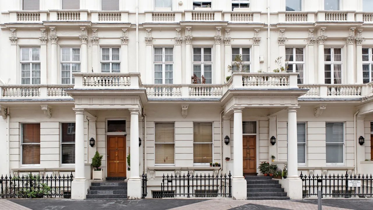 London’s Evolving Culture Scene Draws Visitors Beyond the Traditional Tourist Trail
