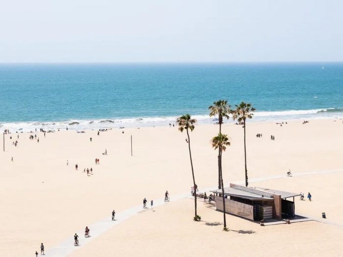 Los Angeles Draws East Coast Transplants With Coastal Glamour and Substance Beyond the Hype