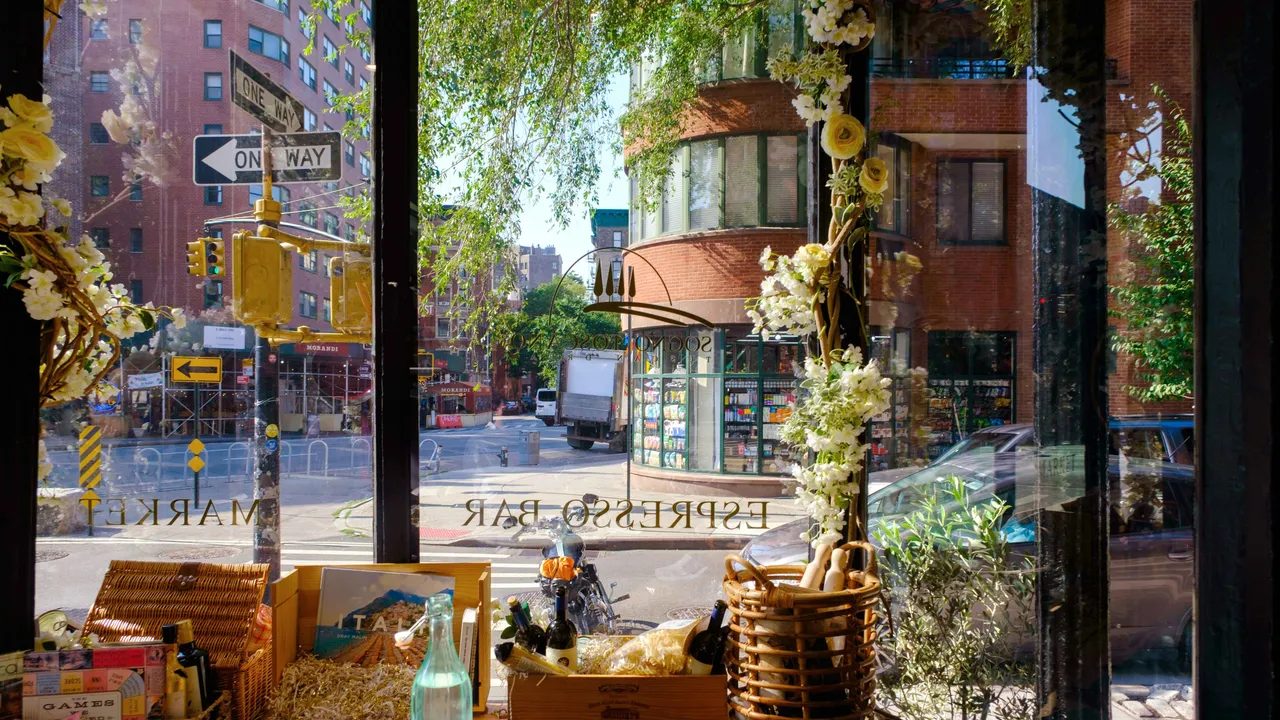 Five Neighborhoods, Five Perfect Days: How to Experience New York City Like a Resident