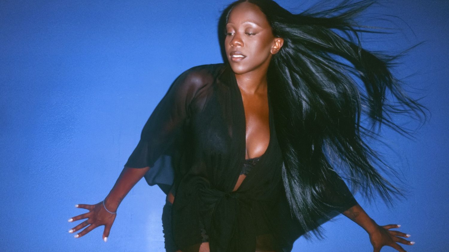 Rachel Chinouriri announces second album with synth-pop single