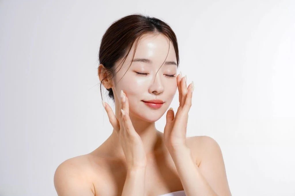 Regenerative Beauty 101: A Guide to the Science Behind the Trend
