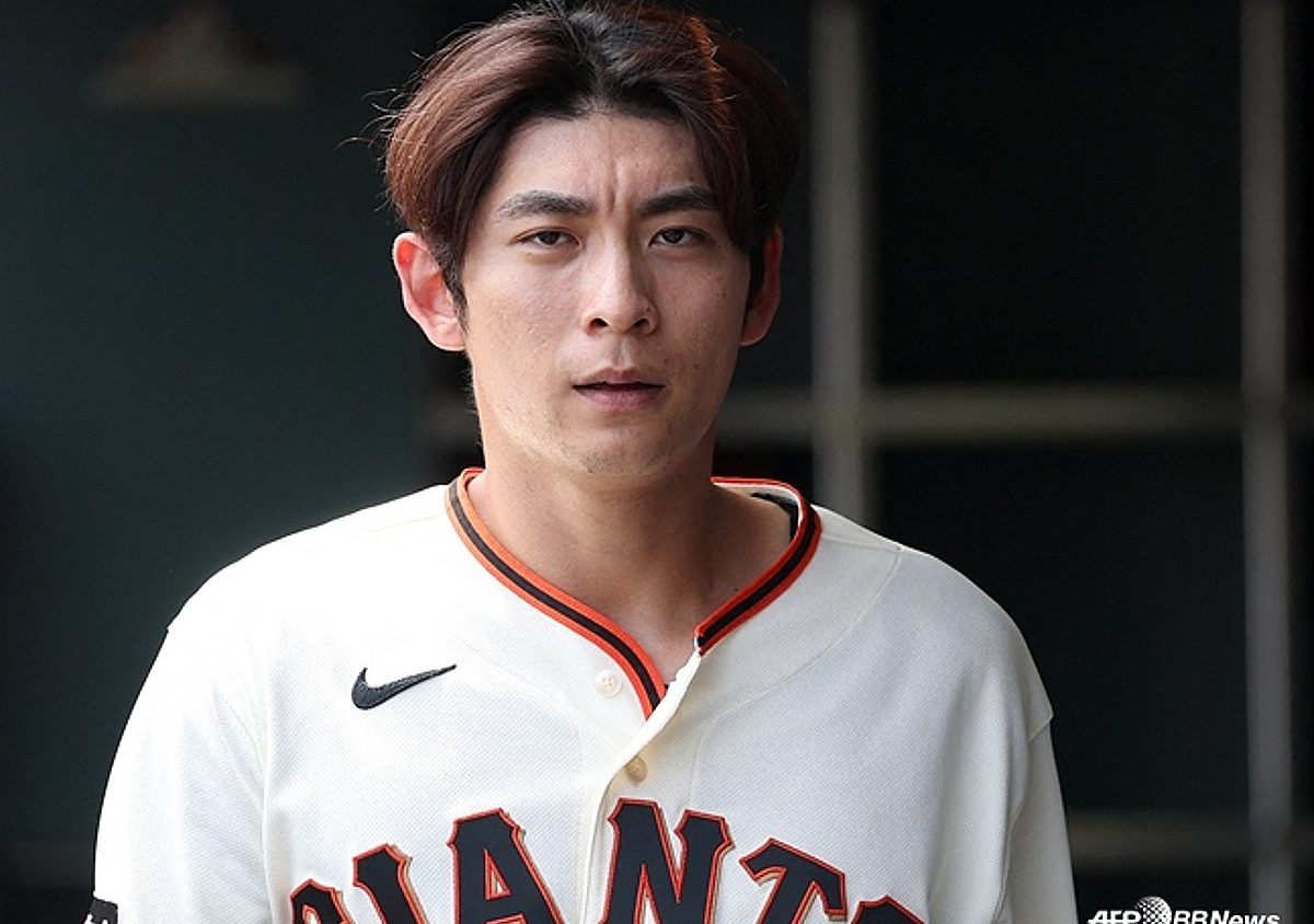 Lee Jung-hoo extends hitless streak as Giants fall in 10 innings