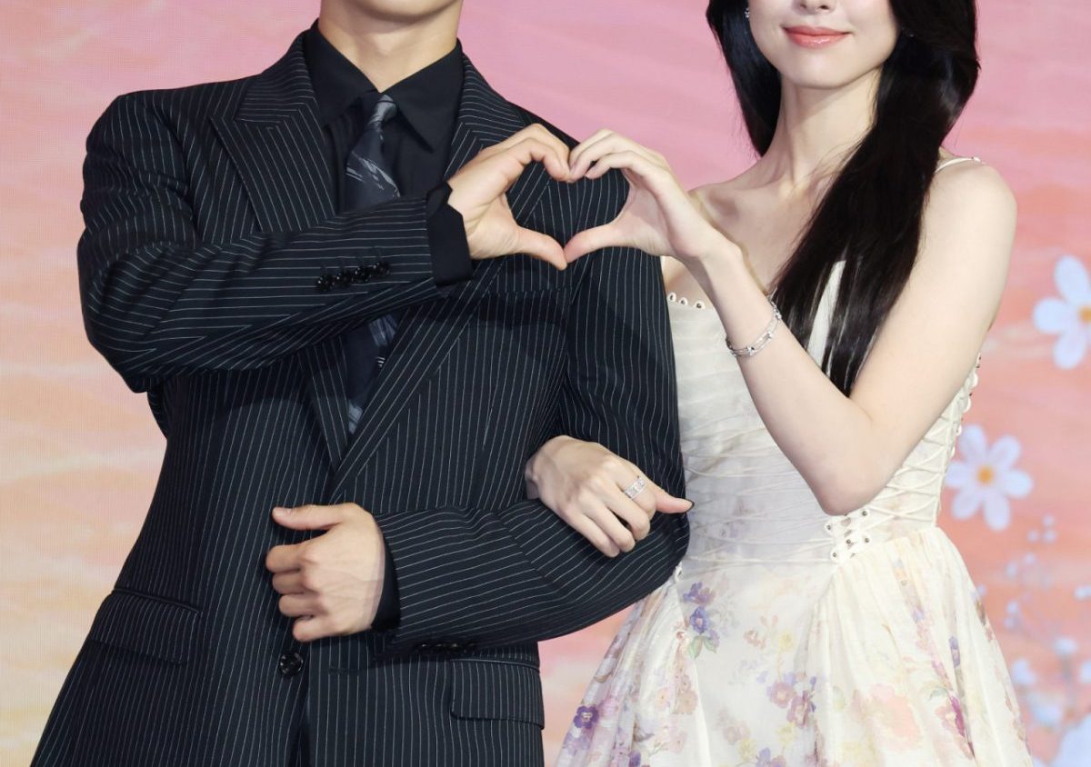 Jung Hae-in cancels interview as Ha-young’s pro-Japanese ancestor row deepens